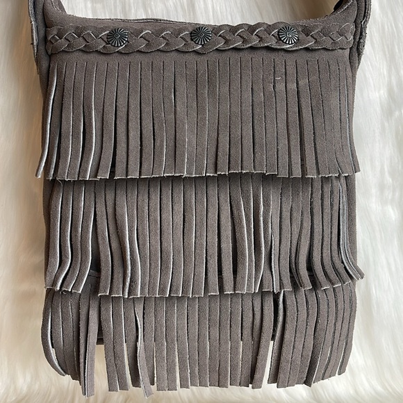 Minnetonka Fringe Genuine Leather Crossbody - Picture 7 of 16